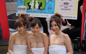 个性网qq头像欧美女_1080P手机在线看