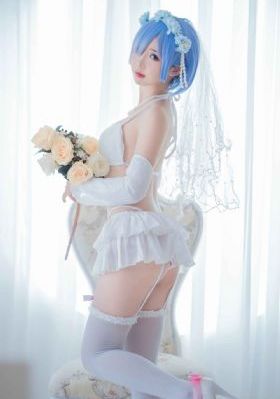 欧美冬天衣服搭配图片_无删减完整版在线观看
